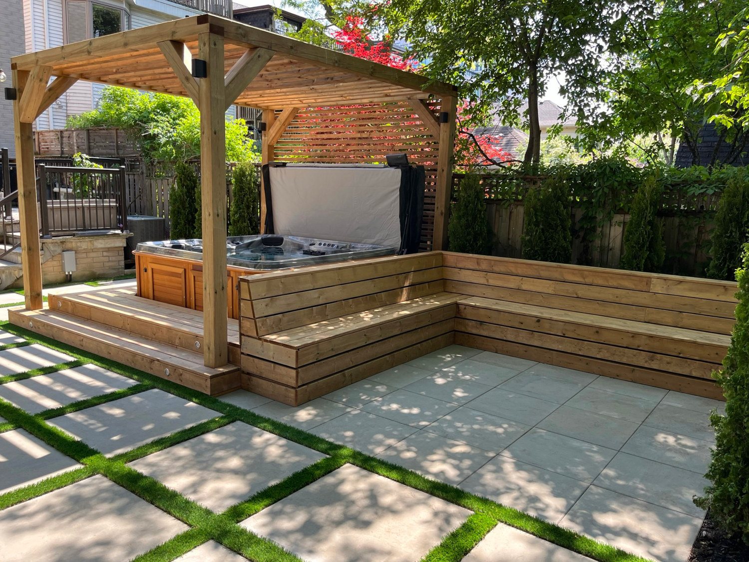 Pergola & Spa Terrace