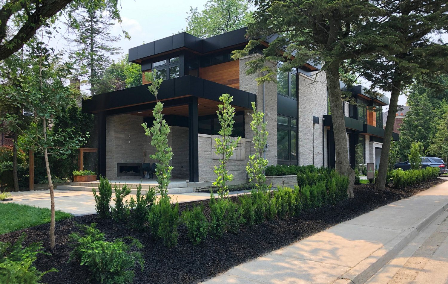 Modern Front Hardscape